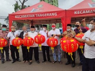 Jelang Perayaan Imlek FKUB Tangerang Pasang Ribuan Lampion