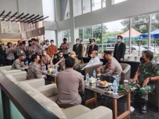 Kapolda Banten dan Bupati Zaki Tinjau Fasilitas Isolasi Hotel Yasmin