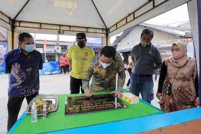 Walikota Arief Resmikan Taman Baca di Cimone