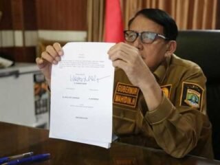 Gubernur WH Persilakan Kabupaten/Kota Kelola Kawasan Banten Lama