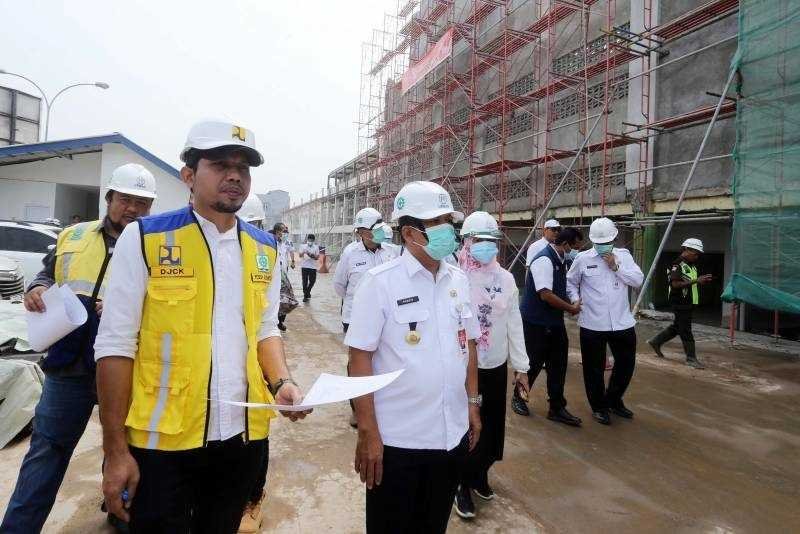 Pj Walikota Tangerang Sidak Proyek Pembangunan Pasar Anyar