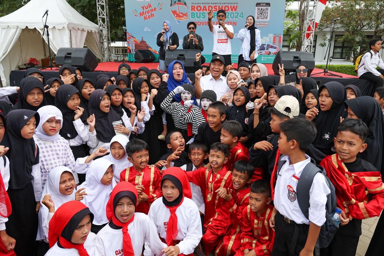 Ribuan Generasi Muda Meriahkan Hari Kedua Roadshow Bus KPK di Banten