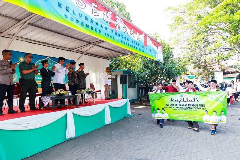 Walikota Tangsel Lepas Pawai Ta’aruf STQ Pondok Aren