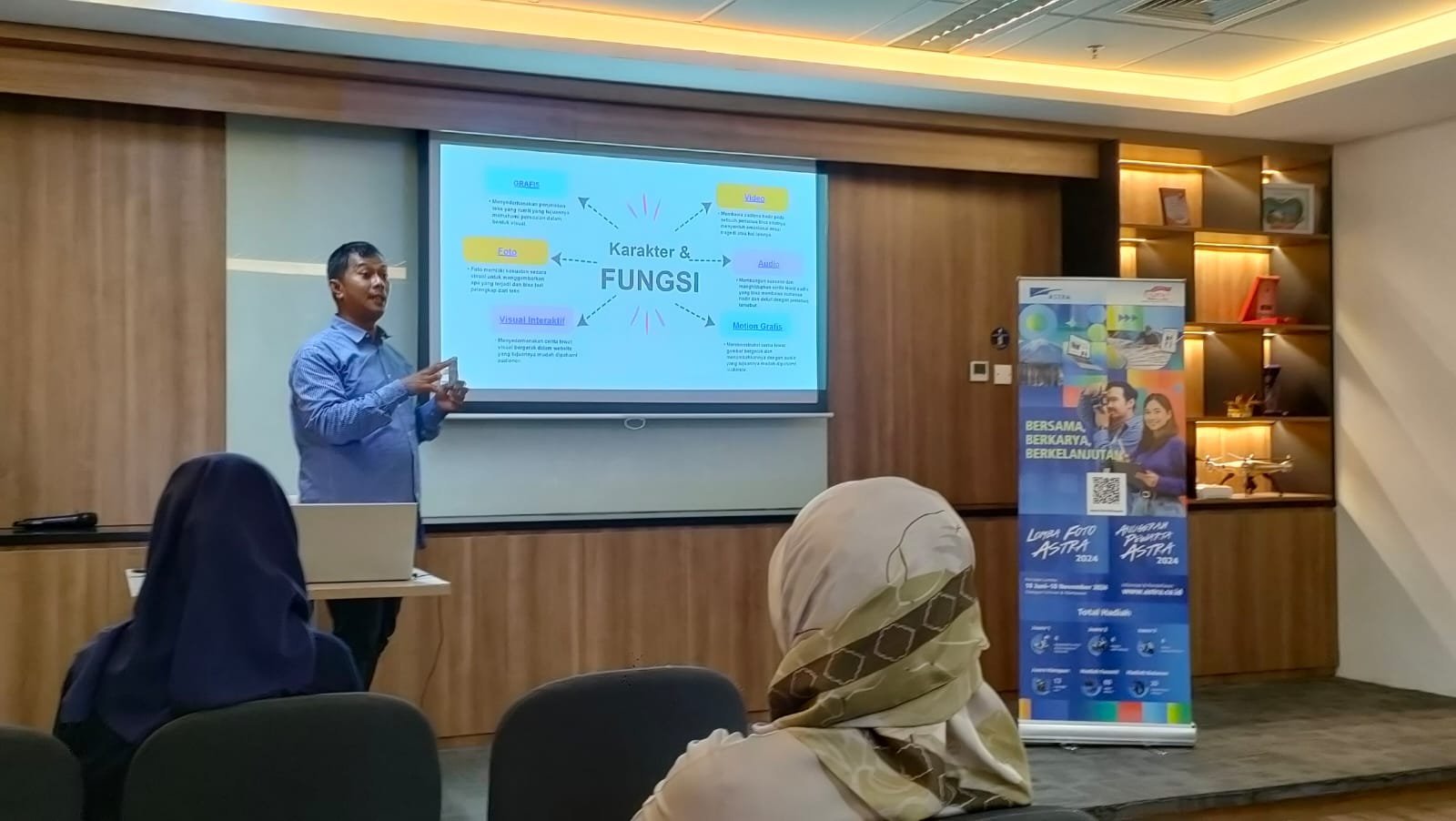 Pentingnya Jurnalisme Berkualitas: Insights dari Workshop IIJ dan Astra di UMN